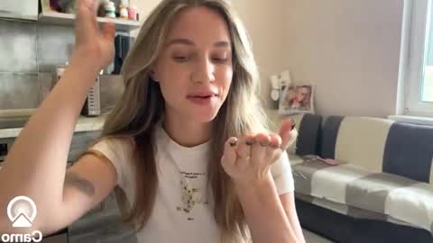 Snapshot of amy_chill chatting on October 11, 12:04 pm Amy Chill online show from October 11, 12:04 pm