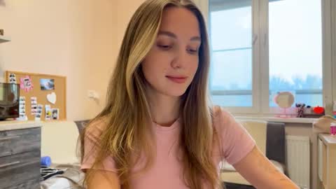 Snapshot of amy_chill chatting on November 18, 10:09 am Amy Chill online show from November 18, 10:09 am