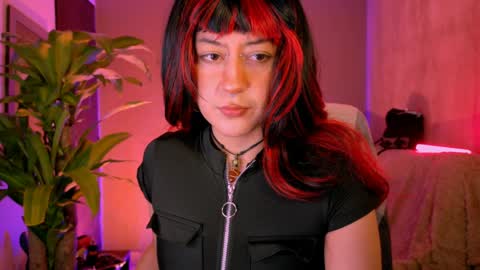 amy_flaker888 online show from April 5, 1:47 am