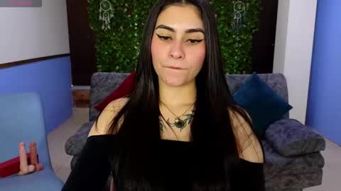 Amy online show from November 15, 7:54 pm