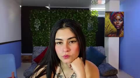 Amy online show from November 23, 7:24 pm