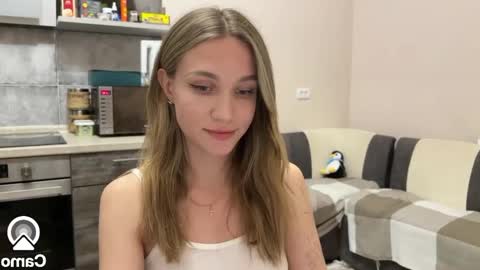 Snapshot of amy_meoww chatting on December 11, 4:20 pm amy_meoww online show from December 11, 4:20 pm