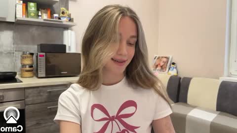 Snapshot of amy_meoww chatting on January 14, 11:20 am amy_meoww online show from January 14, 11:20 am