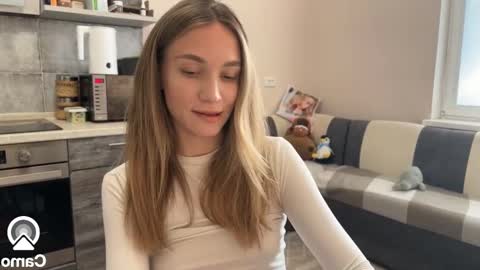 Snapshot of amy_meoww chatting on February 4, 12:11 pm amy_meoww online show from February 4, 12:11 pm