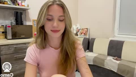 Snapshot of amy_meoww chatting on September 14, 6:29 pm amy_meoww online show from September 14, 6:29 pm