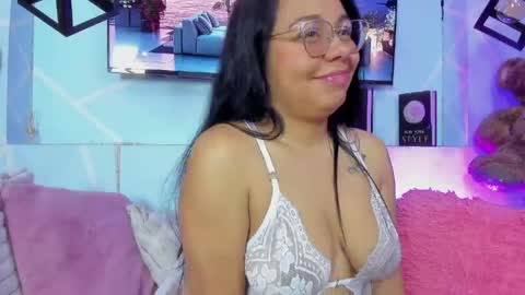 Emy Noa  online show from April 25, 12:57 am