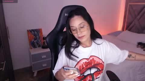 Mia Cristancho online show from June 4, 8:26 pm