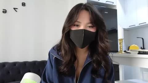 Snapshot of amyalwayshere chatting on January 23, 7:43 am girl next door named Amy online show from January 23, 7:43 am