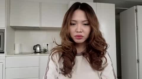 girl next door named Amy online show from May 31, 4:25 pm