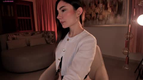 Snapshot of amyarmstrong chatting on January 5, 11:22 pm Amy Armstrong online show from January 5, 11:22 pm