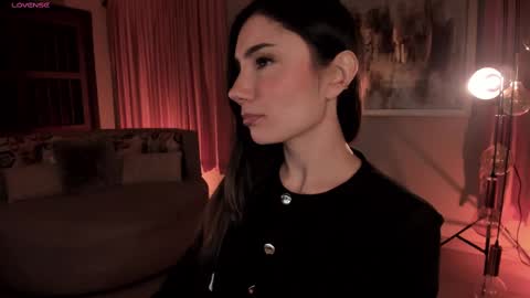 Snapshot of amyarmstrong chatting on February 21, 1:22 am Amy Armstrong online show from February 21, 1:22 am