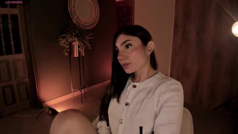 Snapshot of amyarmstrong chatting on February 25, 11:55 pm Amy Armstrong online show from February 25, 11:55 pm