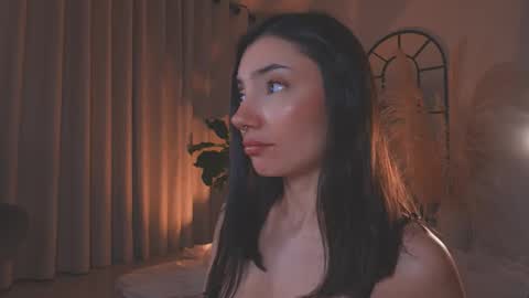 Snapshot of amyarmstrong chatting on September 12, 1:17 am Amy Armstrong online show from September 12, 1:17 am