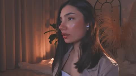 Snapshot of amyarmstrong chatting on October 6, 12:30 am Amy Armstrong online show from October 6, 12:30 am