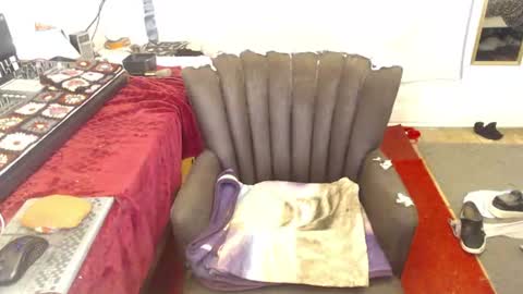 Snapshot of amyattack chatting on July 28, 7:59 am Trashely Gimpson online show from July 28, 7:59 am