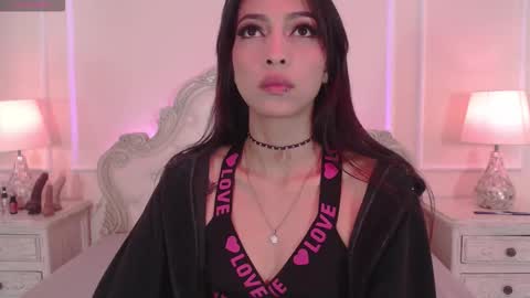 Snapshot of amyblackwood chatting on September 28, 12:21 pm Amy online show from September 28, 12:21 pm