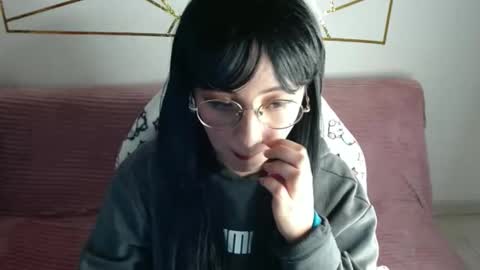 Snapshot of amycosplay_99 chatting on November 11, 5:29 am amycosplay_99 online show from November 11, 5:29 am