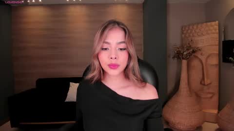 Snapshot of amydavis_ chatting on February 20, 3:12 am Amy online show from February 20, 3:12 am