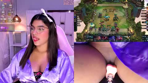 amyevan_ online show from November 7, 9:48 pm