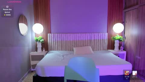 Snapshot of amyjohnsonn chatting on March 8, 5:22 am amyjohnsonn online show from March 8, 5:22 am