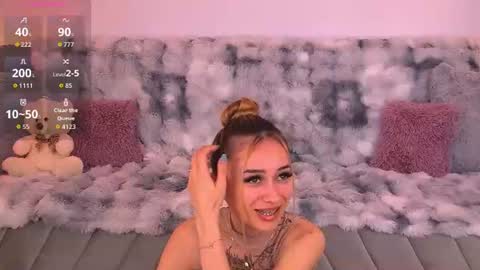 amykentt online show from June 16, 3:47 pm