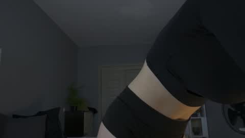 Snapshot of amylanee chatting on November 23, 8:36 am amylanee online show from November 23, 8:36 am