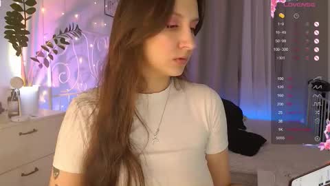 Amelia online show from October 16, 5:03 pm