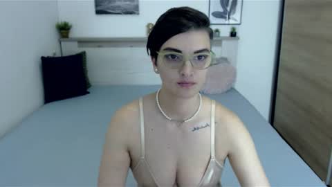 Snapshot of amylexy chatting on June 23, 7:23 pm Hi there guys My pleasure in your hands pvt is open online show from June 23, 7:23 pm