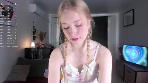 Amy online show from February 14, 6:43 am