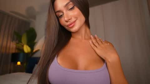 Snapshot of amylure chatting on November 15, 1:51 pm amylure online show from November 15, 1:51 pm