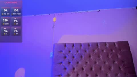 Snapshot of amyolimpo chatting on January 17, 3:55 am Amy ... Nice to meet u thumb up me please its important online show from January 17, 3:55 am