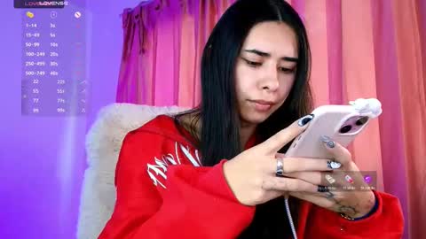 Snapshot of amyolimpo chatting on October 19, 9:15 pm Amy ... Nice to meet u thumb up me please its important online show from October 19, 9:15 pm