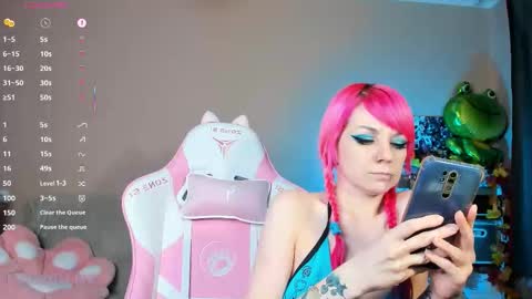 Snapshot of amyrose69 chatting on October 5, 7:34 pm Amy Rose online show from October 5, 7:34 pm