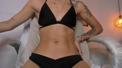 Amy online show from December 2, 2:12 pm