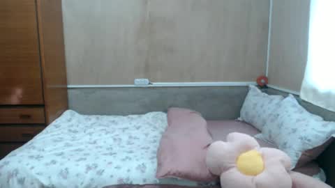 amysweetbabe online show from June 20, 10:23 pm