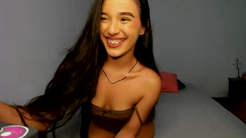 Amyy online show from July 19, 11:52 pm