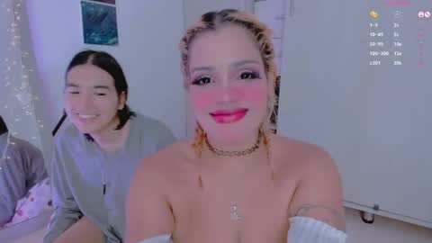 Snapshot of amyy_rouse chatting on May 20, 5:46 am Collinns online show from May 20, 5:46 am