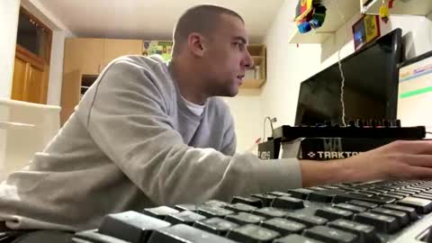 amyyrlikesdeep online show from October 5, 11:35 pm