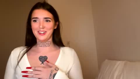 Snapshot of amyyyoxxo chatting on February 19, 8:31 pm Amyyyoxxo online show from February 19, 8:31 pm