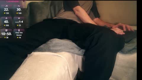 A online show from December 6, 7:01 pm