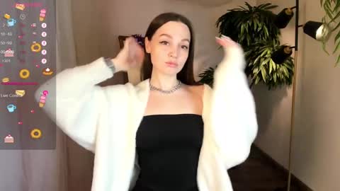 Snapshot of an6elica chatting on January 3, 2:10 am Angie online show from January 3, 2:10 am