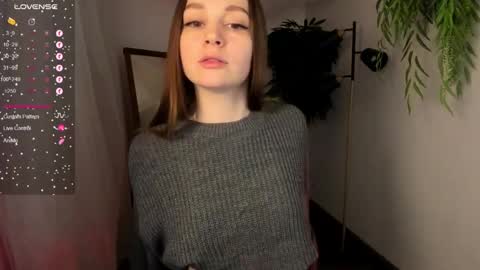 Snapshot of an6elica chatting on February 3, 6:24 am Angie online show from February 3, 6:24 am