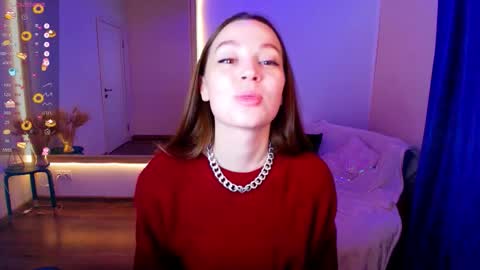 Snapshot of an6elica chatting on October 4, 2:53 am Angie online show from October 4, 2:53 am