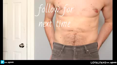 Snapshot of an_expose chatting on January 19, 9:45 pm an expos online show from January 19, 9:45 pm