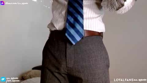 Snapshot of an_expose chatting on September 15, 4:40 pm an expos online show from September 15, 4:40 pm