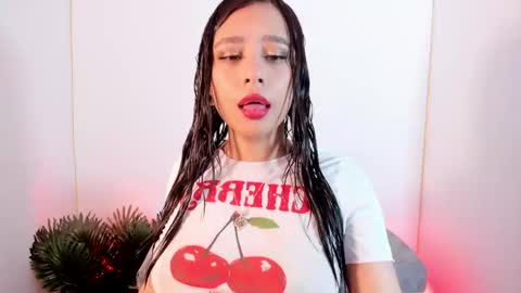 Ana online show from May 3, 3:18 pm