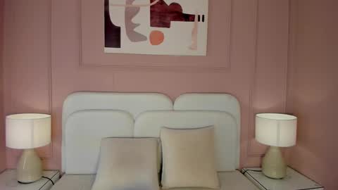 Ana  online show from February 26, 4:56 pm