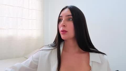 Snapshot of ana_castilo chatting on December 5, 6:26 pm Ana IG an castillo 1 online show from December 5, 6:26 pm