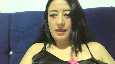 Snapshot of ana_lovexx2 chatting on December 22, 3:14 am Ana online show from December 22, 3:14 am