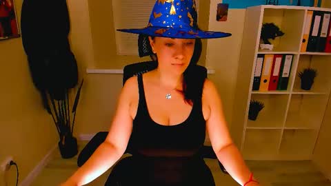 Snapshot of ana_mills chatting on October 29, 10:28 am Ana online show from October 29, 10:28 am